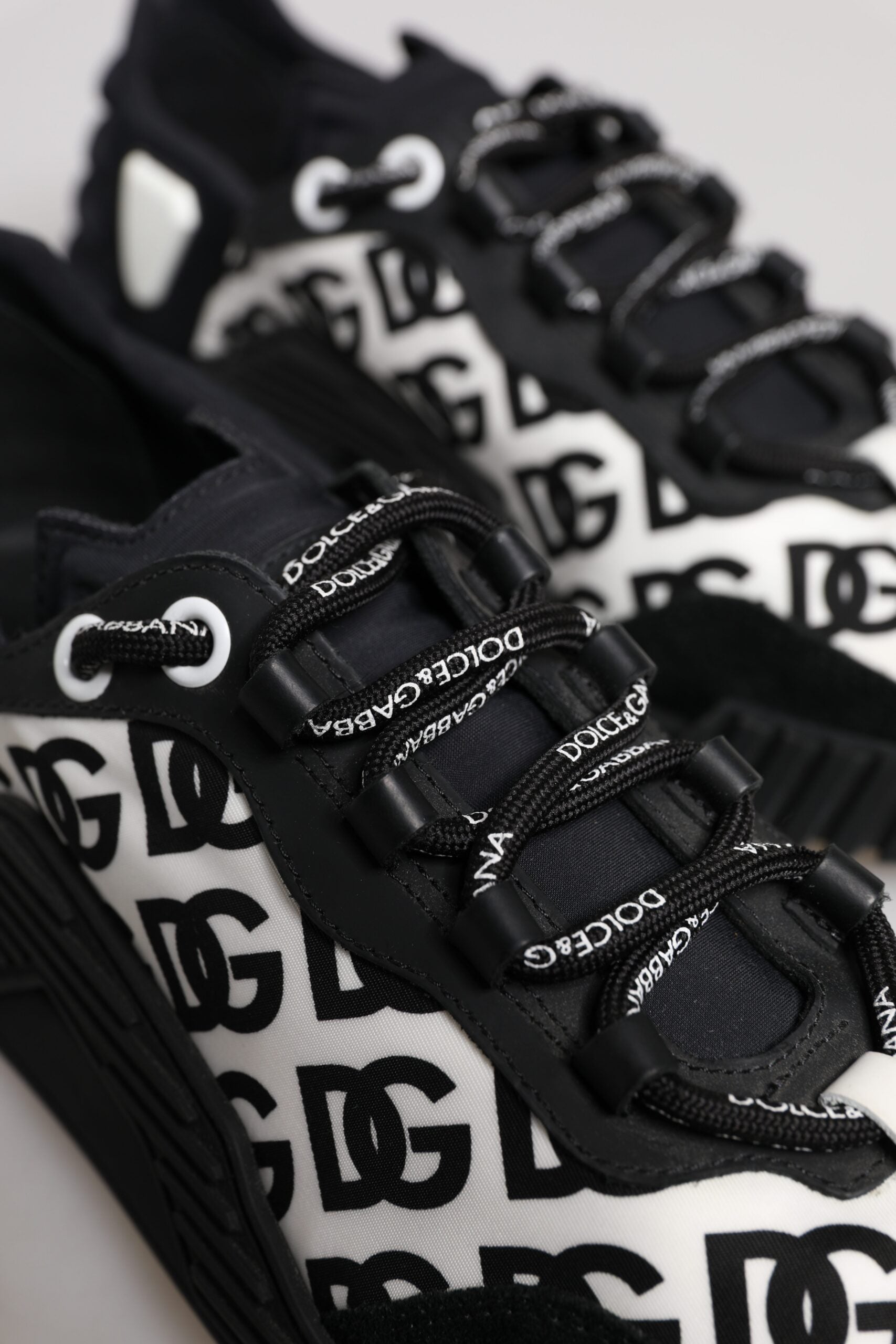 Dolce & Gabbana Black Logo Lace Up Low Top NS1 Sneakers Shoes