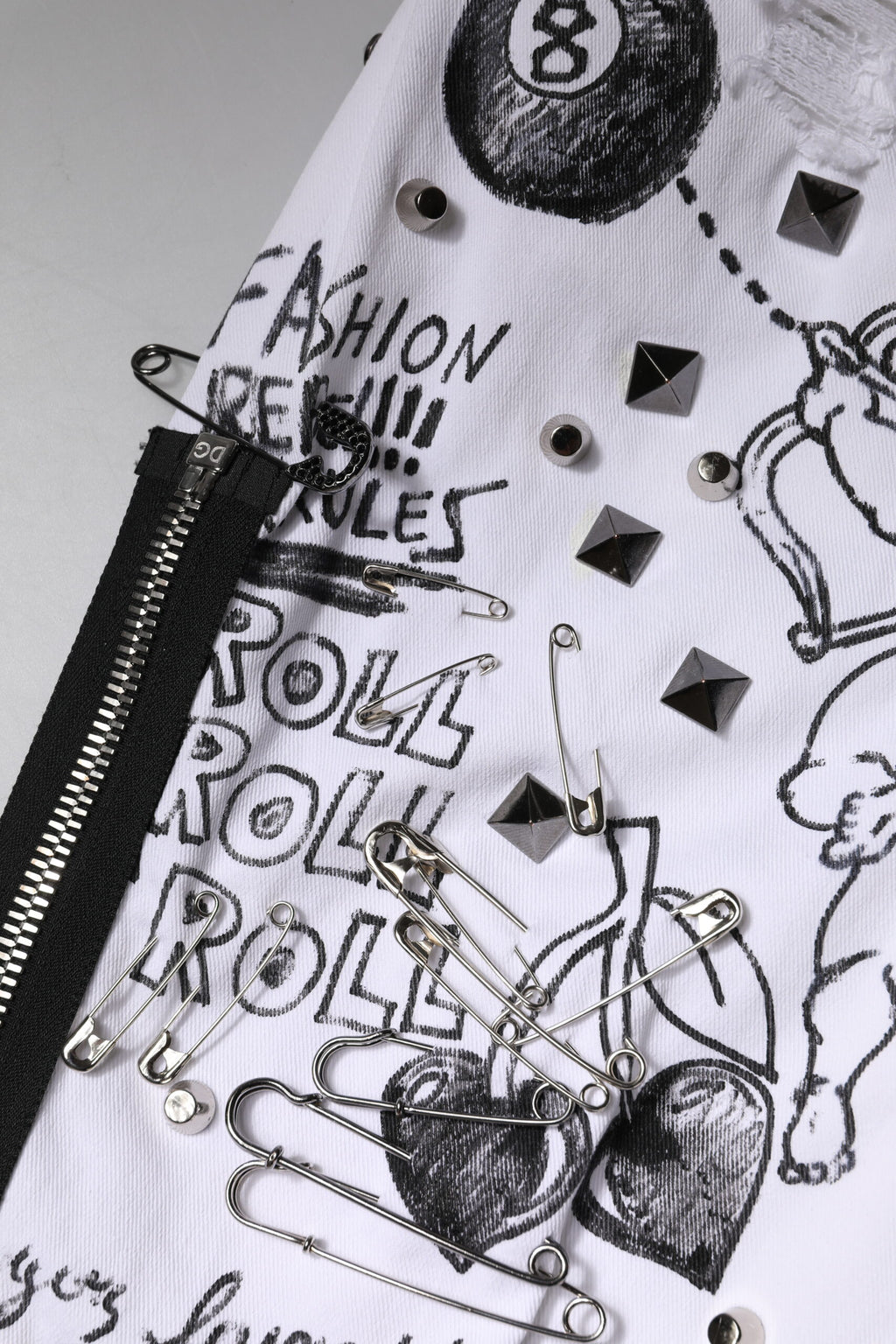 Dolce & Gabbana White Printed Embellished Skinny Denim Jeans