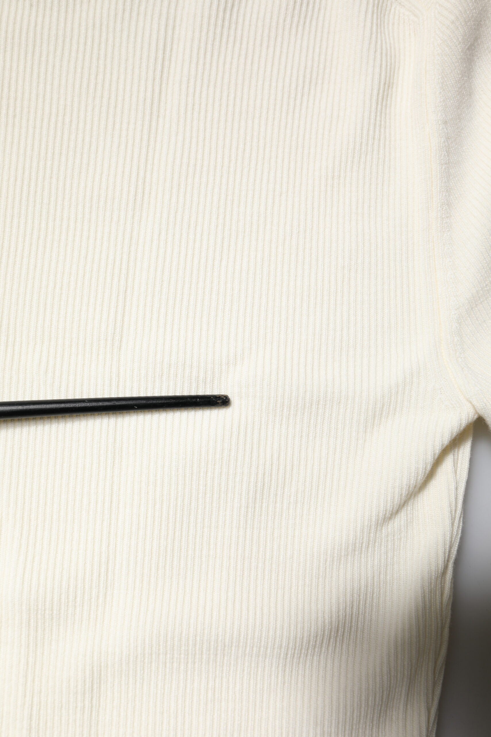 Dolce & Gabbana Cream Long Sleeves Turtleneck Slim Sweater