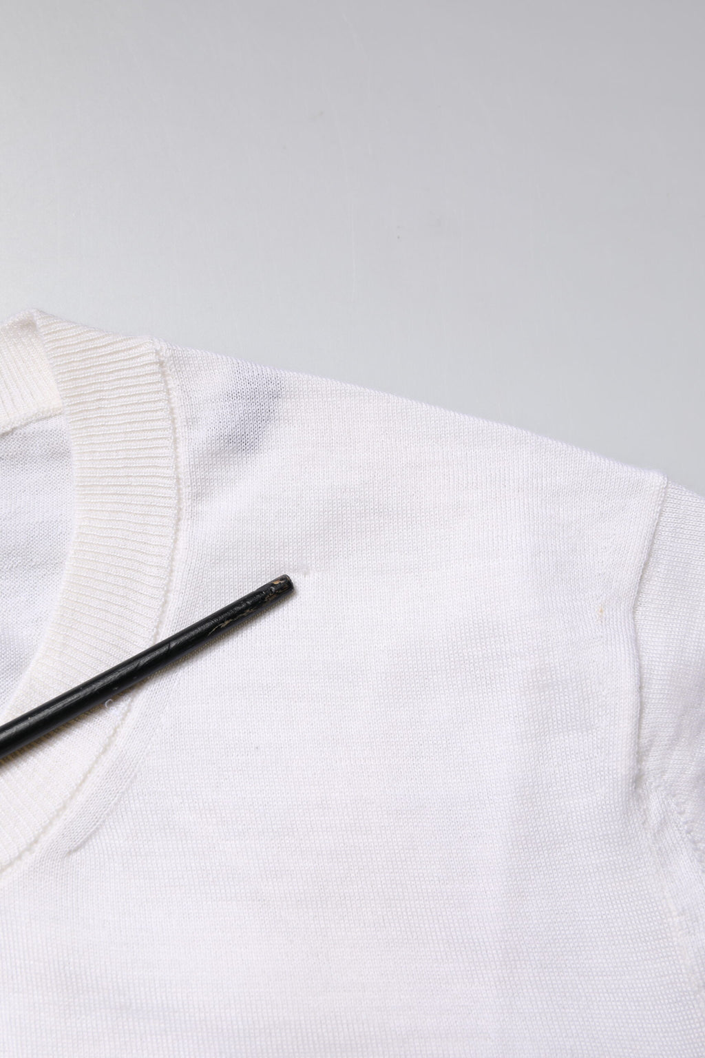 Dolce & Gabbana Cream Cashmere Knit Cropped Cardigan Sweater