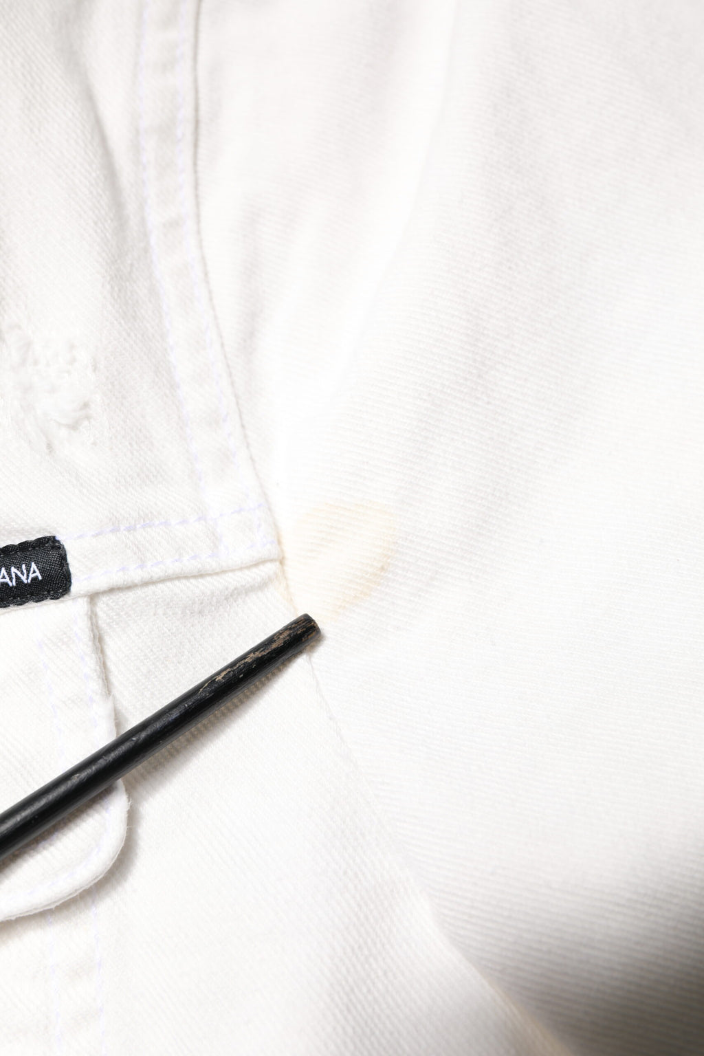 Dolce & Gabbana White Graffiti Cotton Stretch Denim Jacket