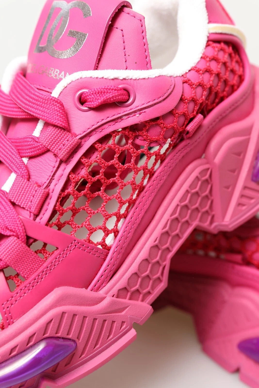 Dolce & Gabbana Pink Airmaster Mesh Panelled Low Top Sneakers Shoes