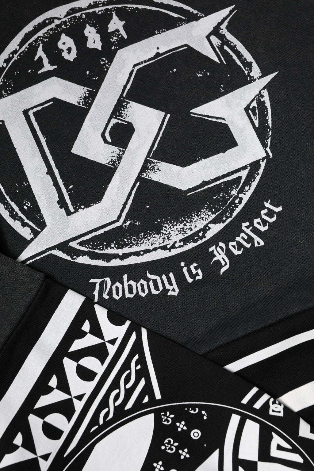 Dolce & Gabbana Black Cotton Logo Printed Pullover Sweater