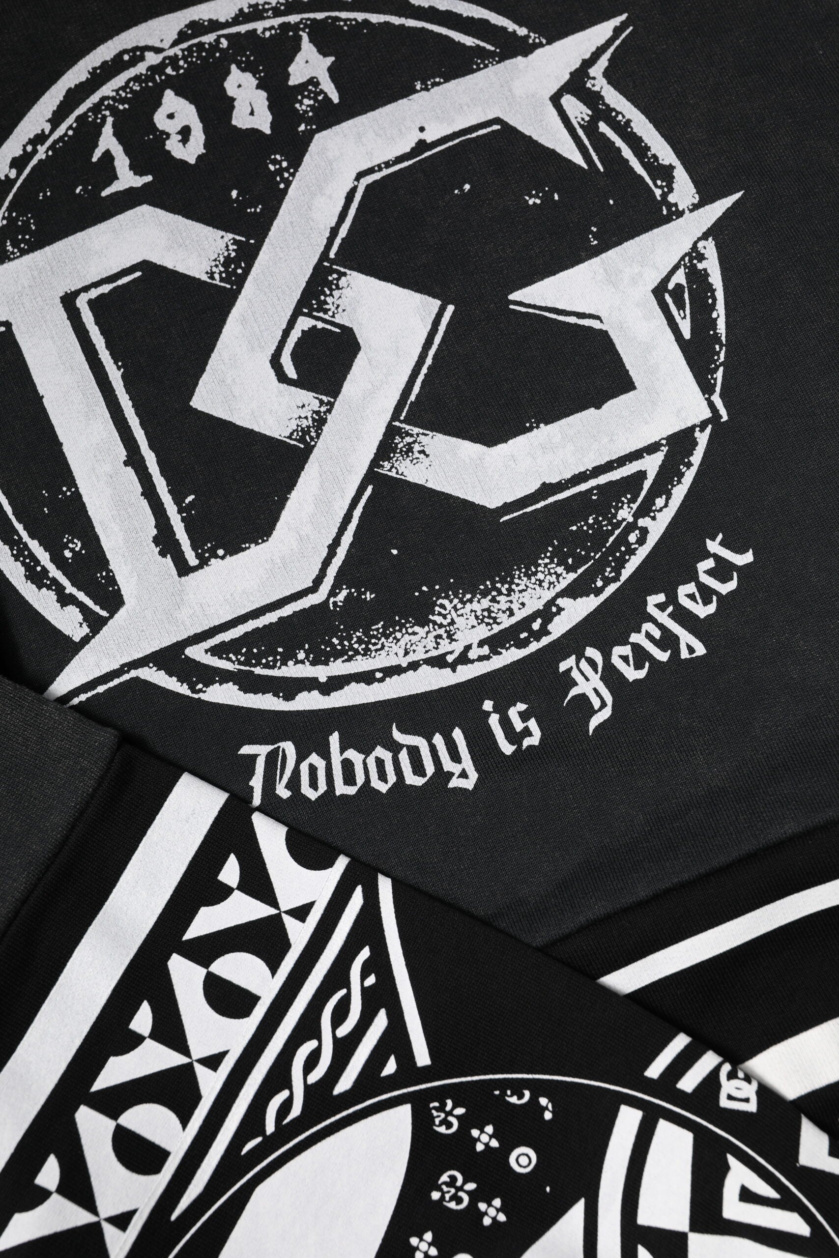 Dolce & Gabbana Black Cotton Logo Printed Pullover Sweater