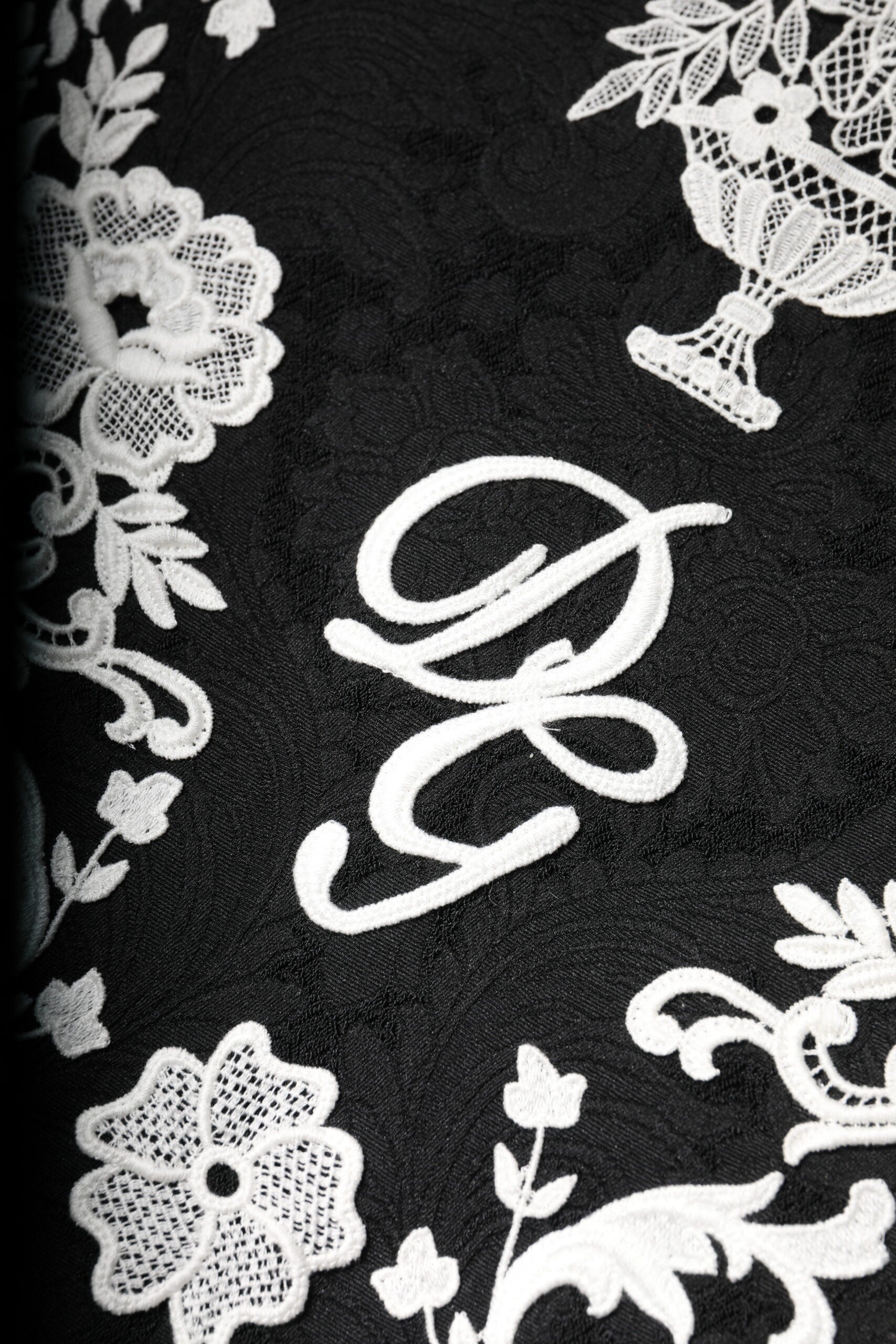 Dolce & Gabbana Black Floral Lace Short Sleeves Mini Dress