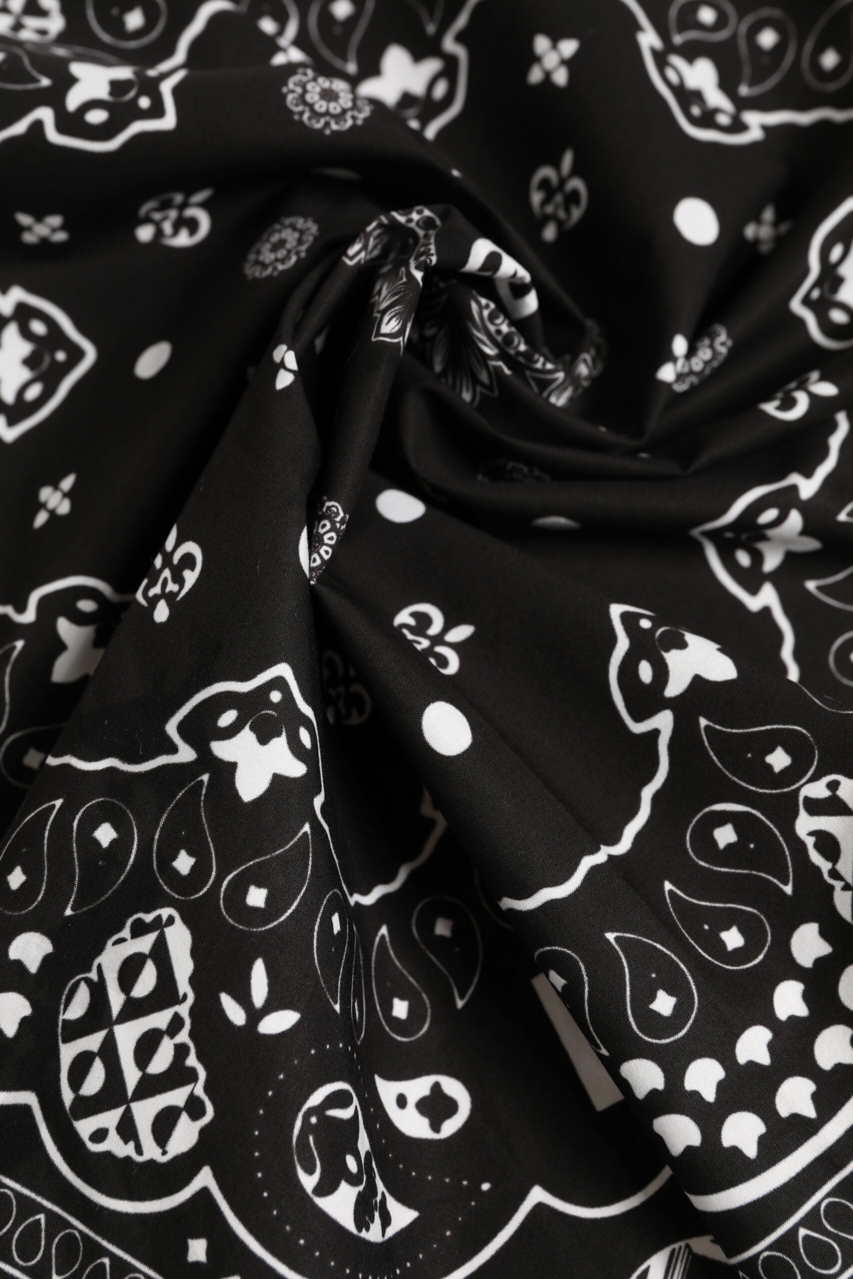 Dolce & Gabbana Black White Bandana Square Foulard Scarf