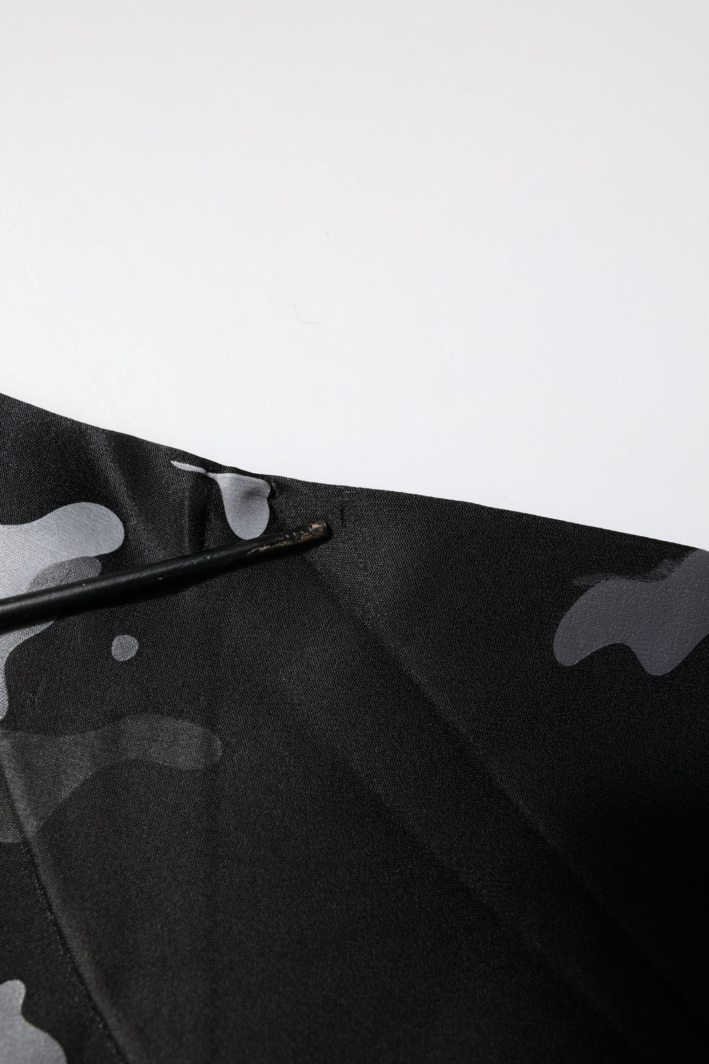 Dolce & Gabbana Black Camouflage Pullover Sweatshirt Sweater