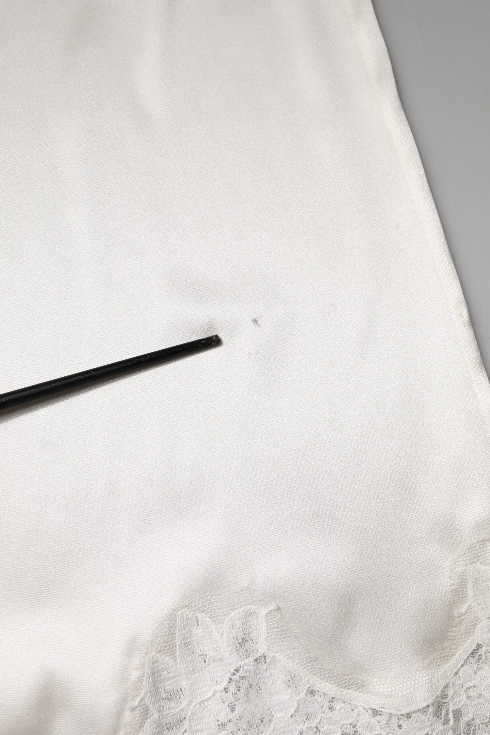 Dolce & Gabbana White Lace Gold DG Logo Silk Dress Sleepwear