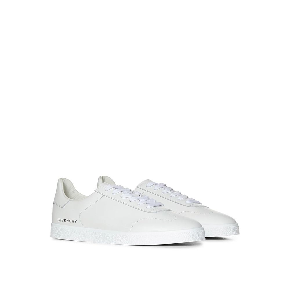 Givenchy 'Town' Leather Low Sneakers