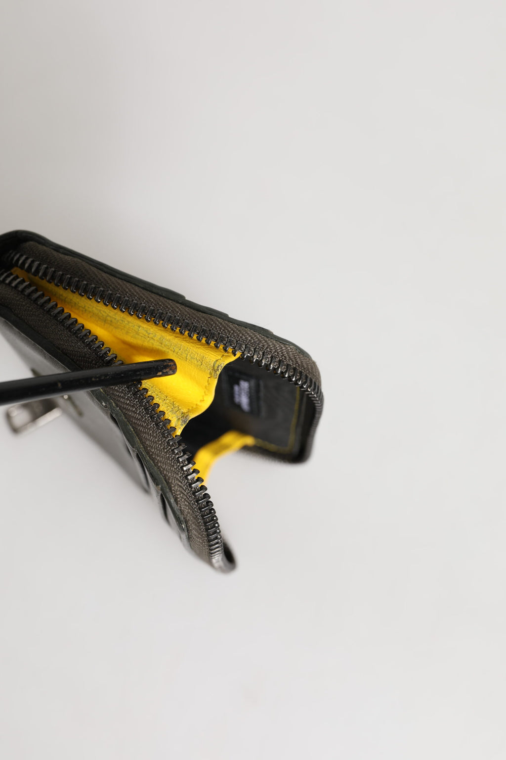 Dolce & Gabbana Brown Leather Logo Plaque Card Holder Coin Purse Wallet