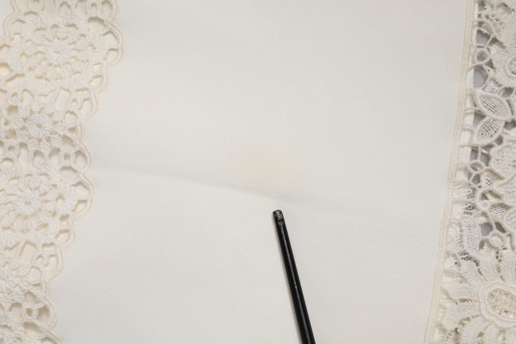 Dolce & Gabbana White Floral Lace High Waist Pencil Cut  Skirt